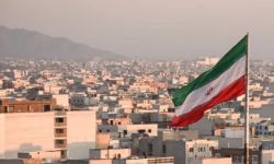 طهران ترد على ترامب: لم نأت من العصر الحجري بيوم واحد حتى تعيدوننا إليه بالقصف